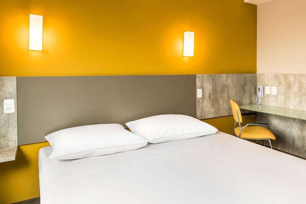Go Inn Hotel Κουριτίμπα Εξωτερικό φωτογραφία