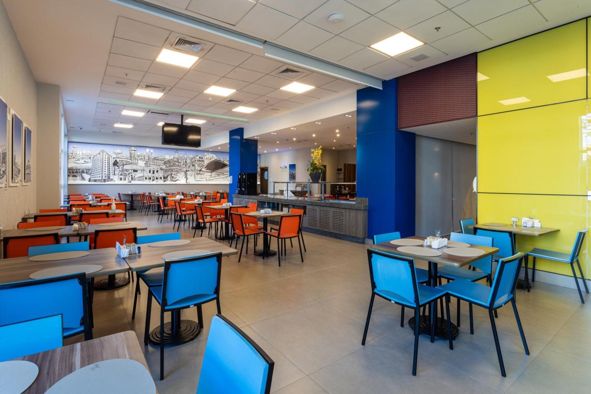 Go Inn Hotel Κουριτίμπα Εξωτερικό φωτογραφία